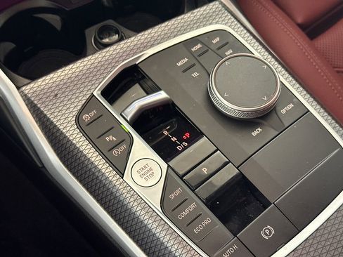 Used 2025 BMW 330i Sedan w/ M Sport Package image 7