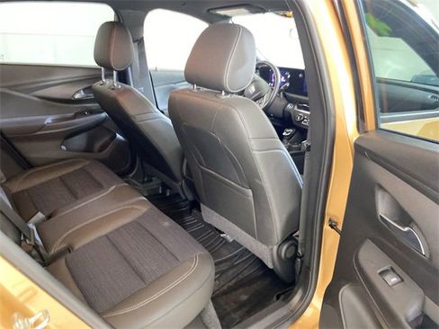 Used 2024 Buick Envista Preferred w/ Convenience I Package image 32