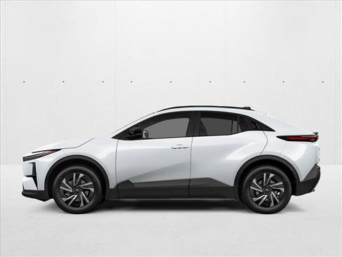 New 2026 Toyota C-HR AWD/4WD image 2