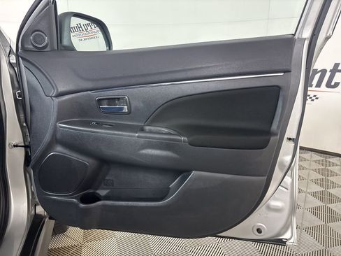 Used 2021 Mitsubishi Outlander Sport ES image 26