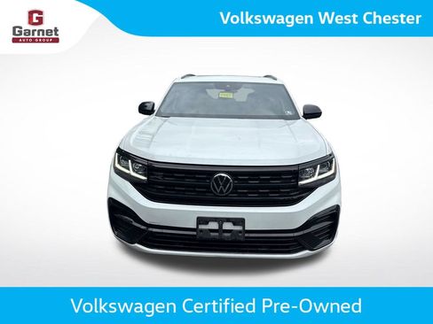 Certified 2023 Volkswagen Atlas Cross Sport SEL R-Line AWD/4WD image 9