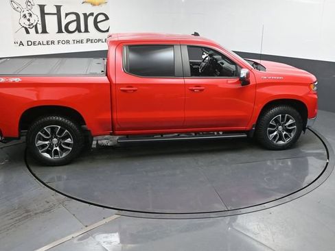 Used 2023 Chevrolet Silverado 1500 LT AWD/4WD image 39