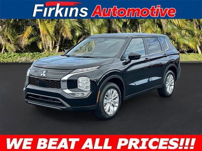 New 2026 Mitsubishi Outlander ES