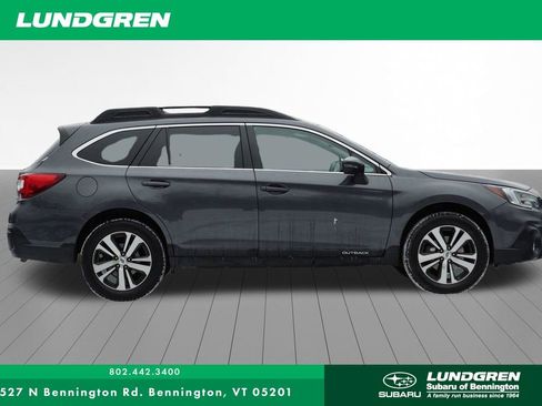 Used 2018 Subaru Outback 3.6R Limited image 2