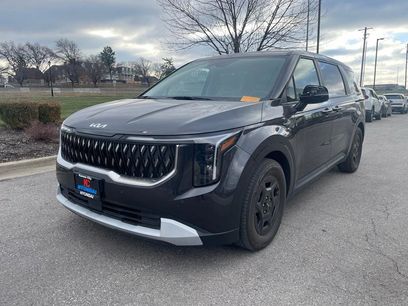 Used 2025 Kia Carnival LX