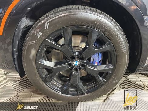 Used 2019 BMW X7 xDrive50i w/ Premium Package AWD/4WD image 10