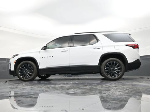 Used 2024 Chevrolet Traverse RS FWD image 21