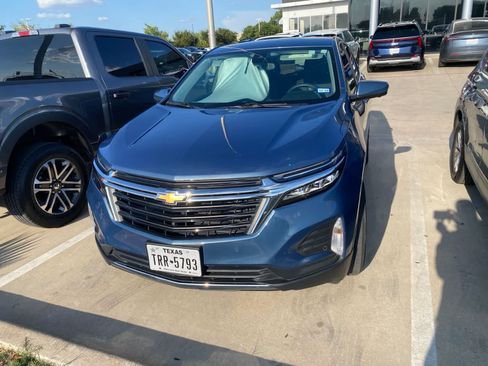 Used 2024 Chevrolet Equinox LT FWD image 1