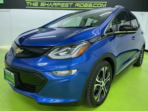 Used 2017 Chevrolet Bolt Premier w/ Driver Confidence II Package image 5