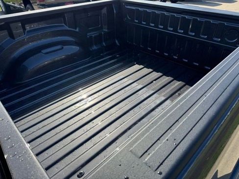 New 2026 RAM 1500 Big Horn w/ Night Edition image 32