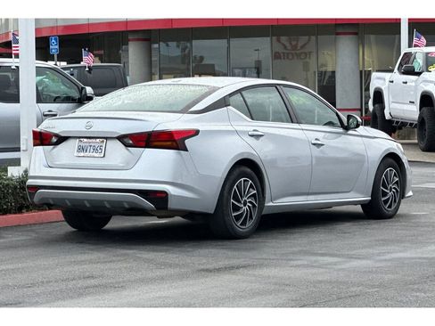 Used 2020 Nissan Altima 2.5 S image 4