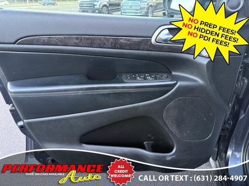 Used 2013 Jeep Grand Cherokee Laredo image 25