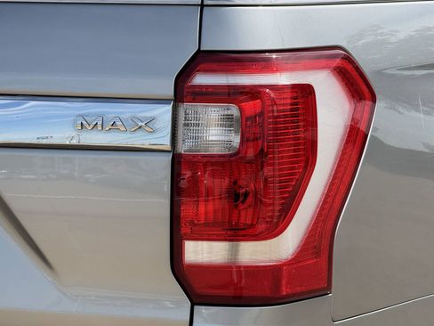 Used 2021 Ford Expedition Max XLT AWD/4WD image 12