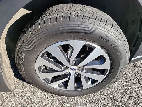 Used 2021 Subaru Outback 2.5i image 14