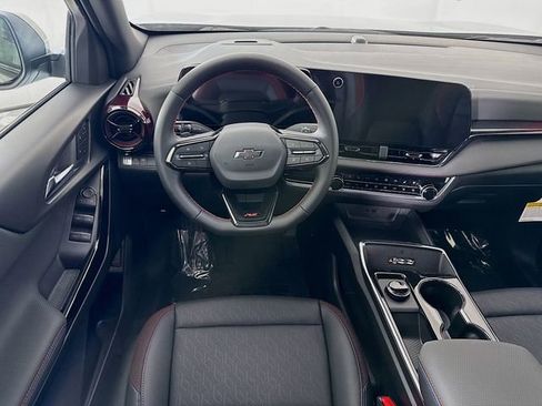 New 2026 Chevrolet Equinox RS w/ Convenience Package III FWD image 24