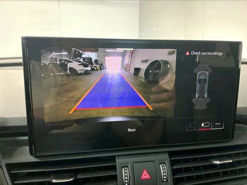 Used 2023 Audi Q5 2.0T Premium w/ Convenience Package image 21