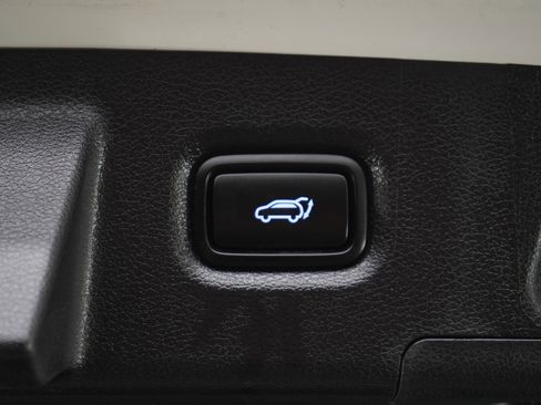 Used 2023 Hyundai Santa Fe SEL w/ Premium Package image 17