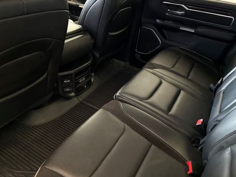 Used 2022 RAM 1500 Laramie w/ Off Road Group AWD/4WD image 13