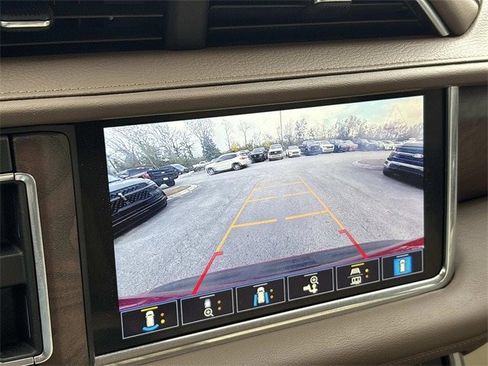 Used 2021 GMC Yukon Denali w/ Denali Premium Package image 33