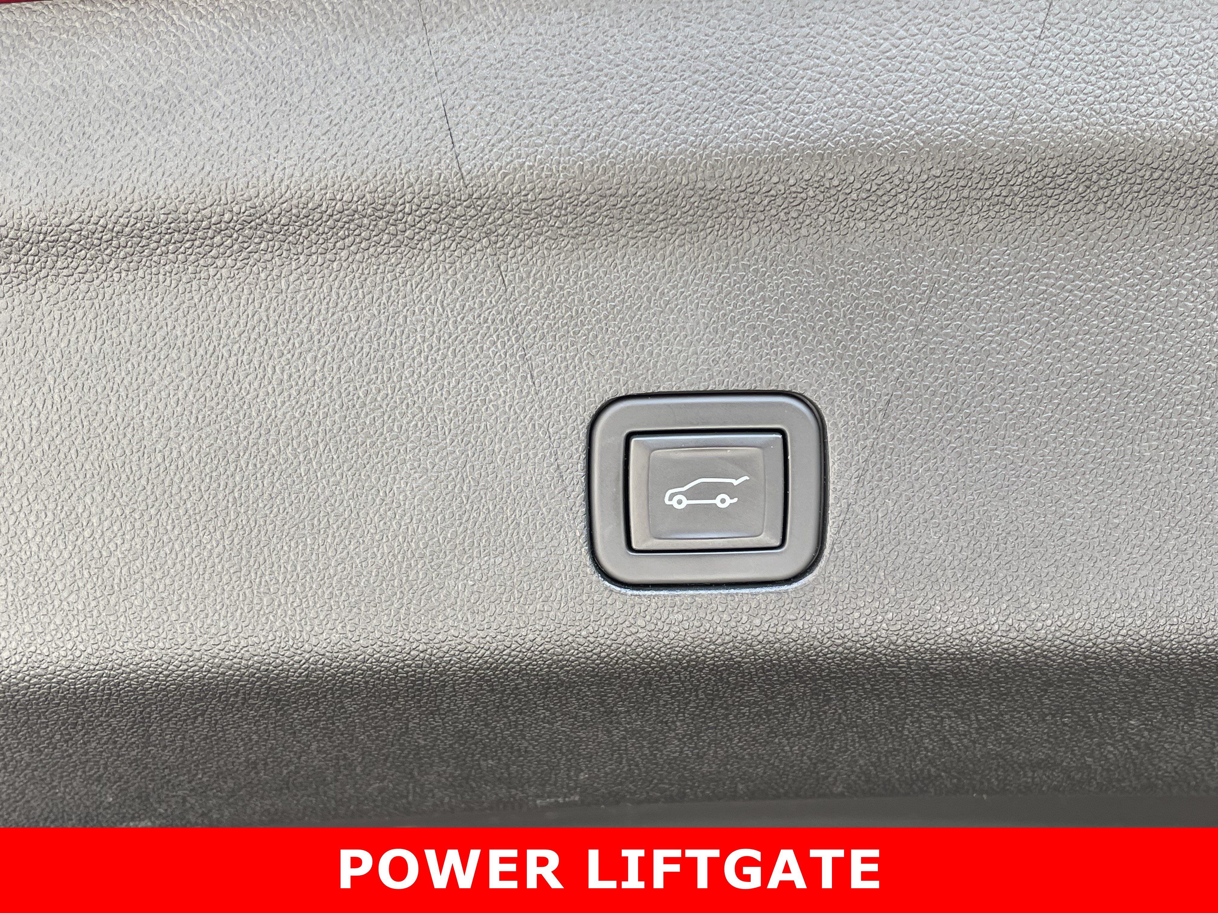 Certified 2023 GMC Yukon Denali Ultimate w/ LPO, Floor Liner Package AWD/4WD image 24