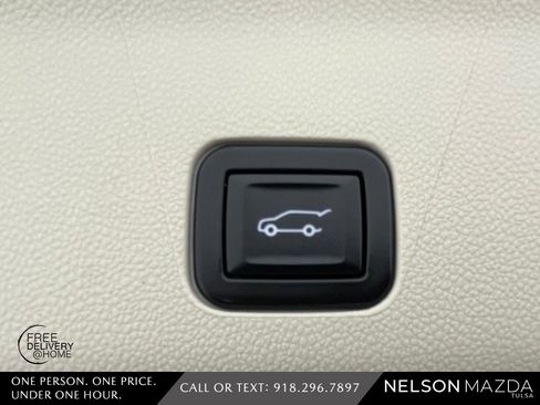 Used 2022 Cadillac Escalade Sport Platinum w/ Heavy-Duty Trailer Package image 45