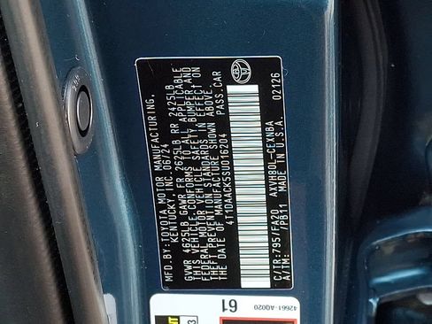 Used 2025 Toyota Camry LE FWD image 27