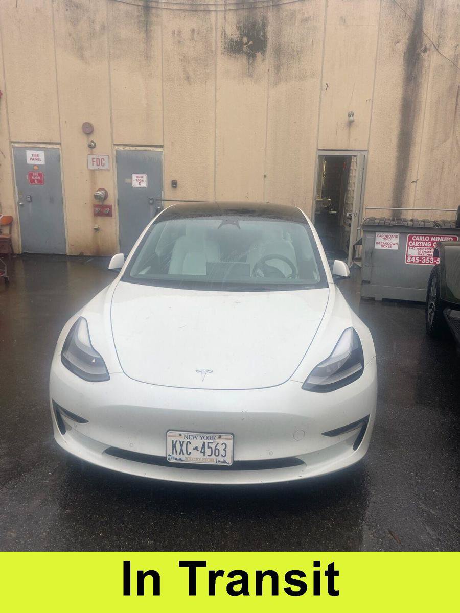 Used 2022 Tesla Model 3 RWD image 1