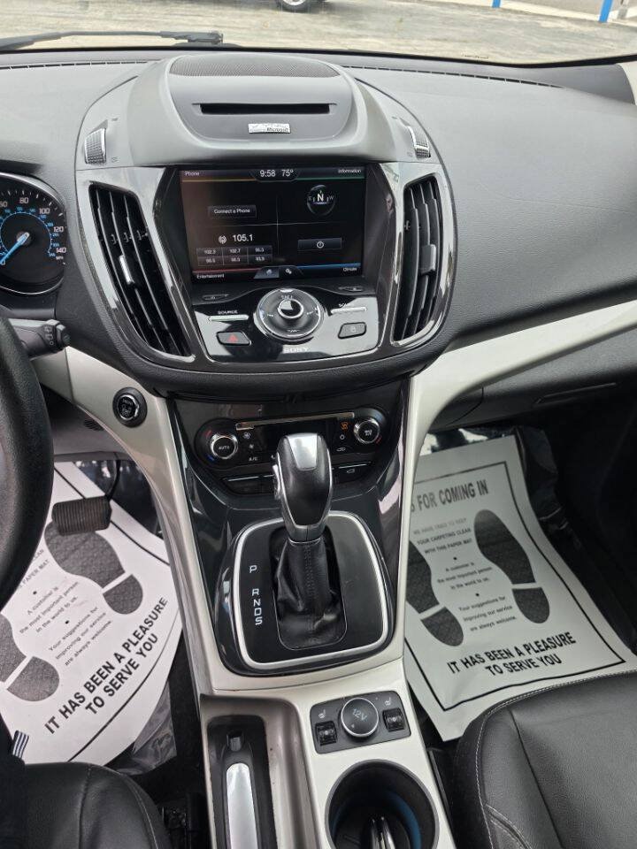 Used 2013 Ford Escape SEL FWD image 21
