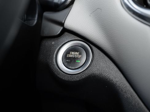 Used 2022 Chevrolet Equinox LS w/ LPO, Floor Liner Package image 27