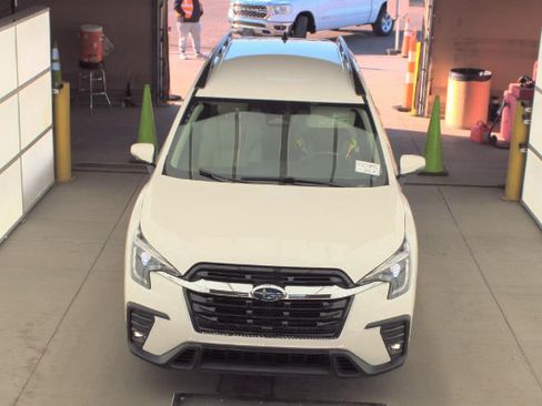 Used 2023 Subaru Ascent Limited AWD/4WD image 2