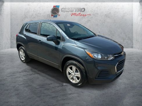 Used 2021 Chevrolet Trax LS w/ Tint and Cruise Package AWD/4WD image 8