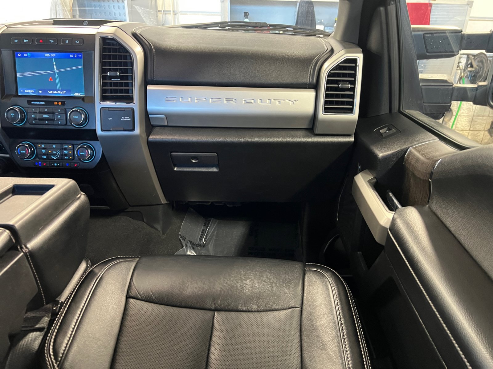 Used 2020 Ford F350 Lariat AWD/4WD image 30