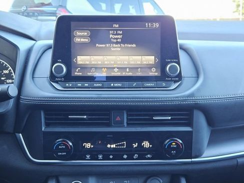 Certified 2023 Nissan Rogue SV image 22