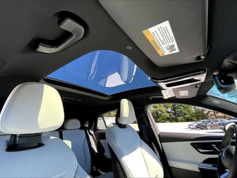 Used 2026 Mercedes-Benz GLC 300 GLC 300 image 14