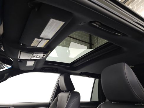 Used 2023 Lexus GX 460 Premium image 19