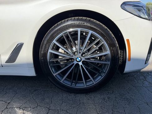 Used 2023 BMW 530i w/ Convenience Package RWD image 39