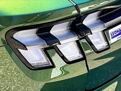 Used 2025 Ford Mustang Mach-E Premium image 30