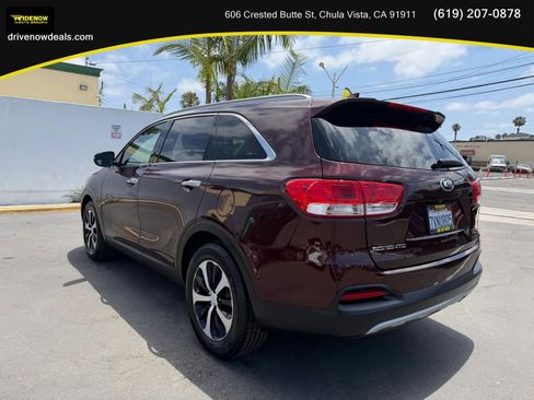 Used 2017 Kia Sorento EX FWD image 7
