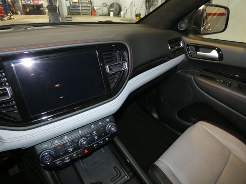 Used 2024 Dodge Durango Citadel image 11