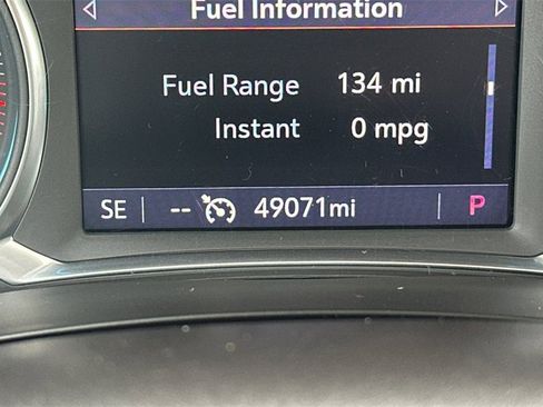 Used 2021 Chevrolet Traverse Premier image 23