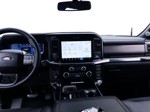 Used 2025 Ford F150 Raptor AWD/4WD image 13