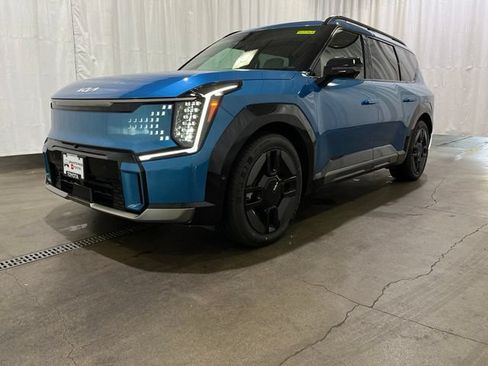 Used 2024 Kia EV9 GT-Line AWD/4WD image 28