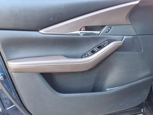 Used 2022 MAZDA CX-30 AWD 2.5 S w/ Premium Package image 21