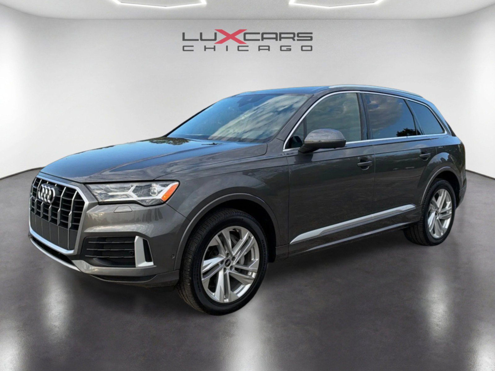 Used 2021 Audi Q7 2.0T Premium Plus w/ Premium Plus Package AWD/4WD image 2