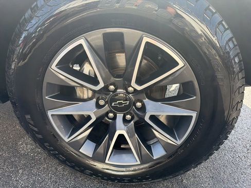 Used 2022 Chevrolet Tahoe Z71 AWD/4WD image 8