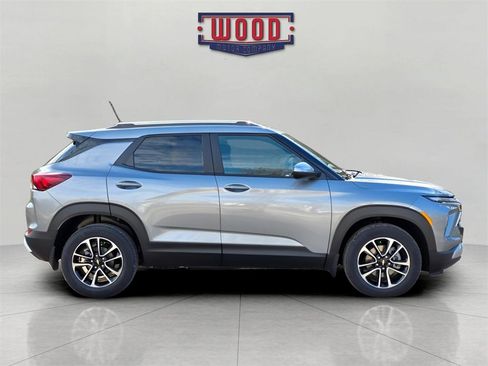 New 2026 Chevrolet TrailBlazer LT image 2