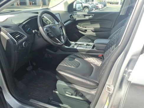 Certified 2024 Ford Edge Titanium AWD/4WD image 12