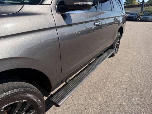 Used 2019 Ford Expedition Max Limited RWD image 10