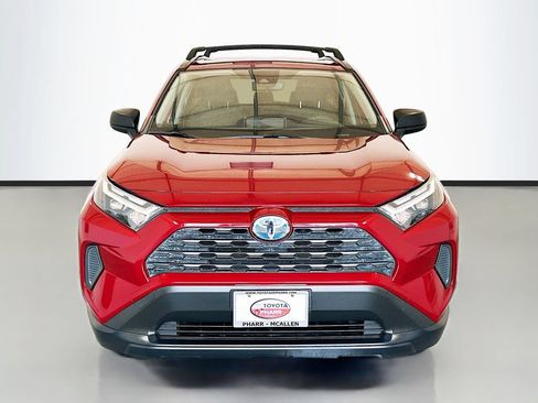 Used 2023 Toyota RAV4 LE AWD/4WD image 2