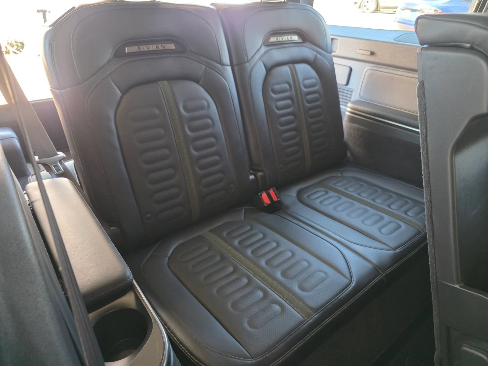 Used 2024 Rivian R1S Adventure Quad AWD/4WD image 28